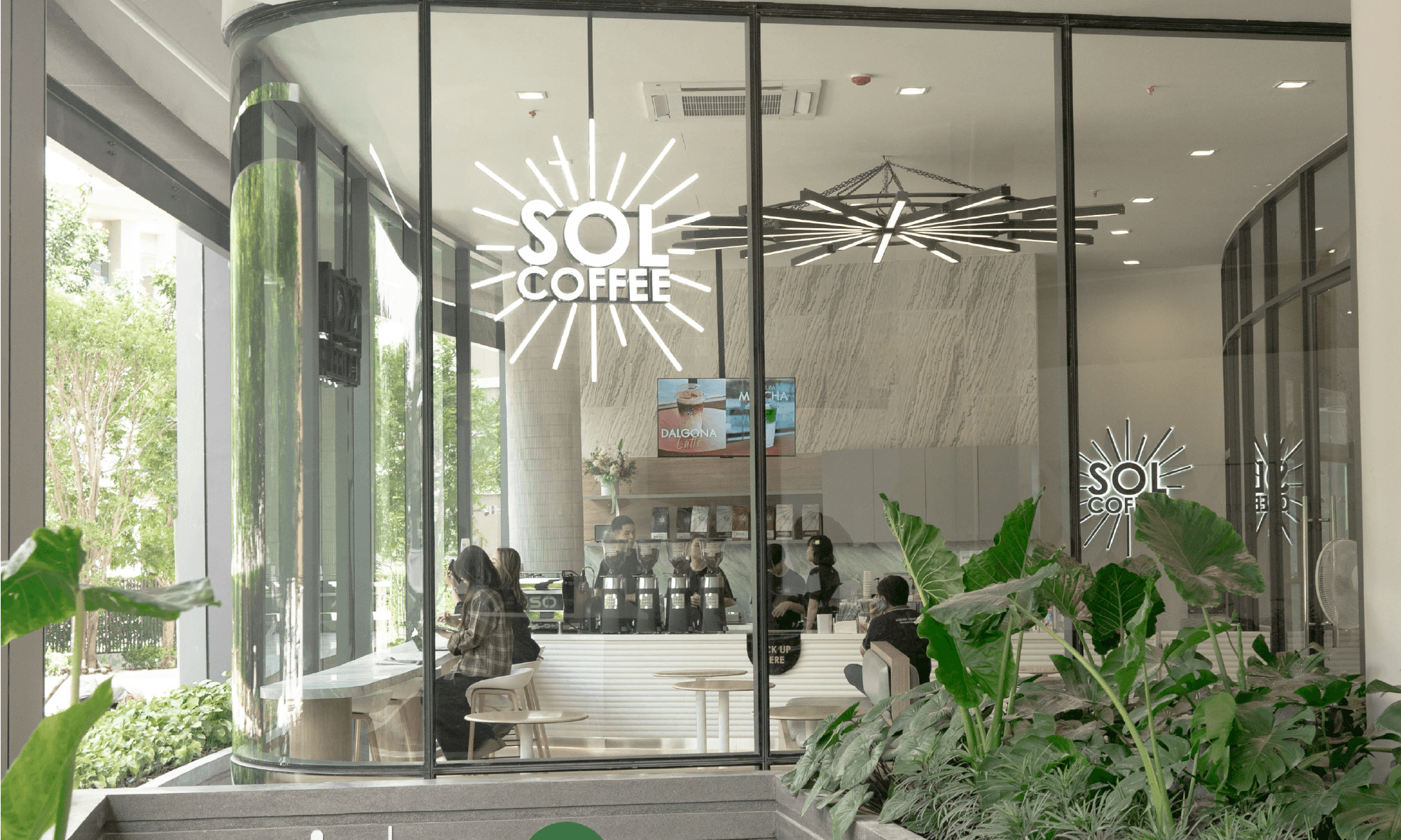 SOL COFFEE storefront